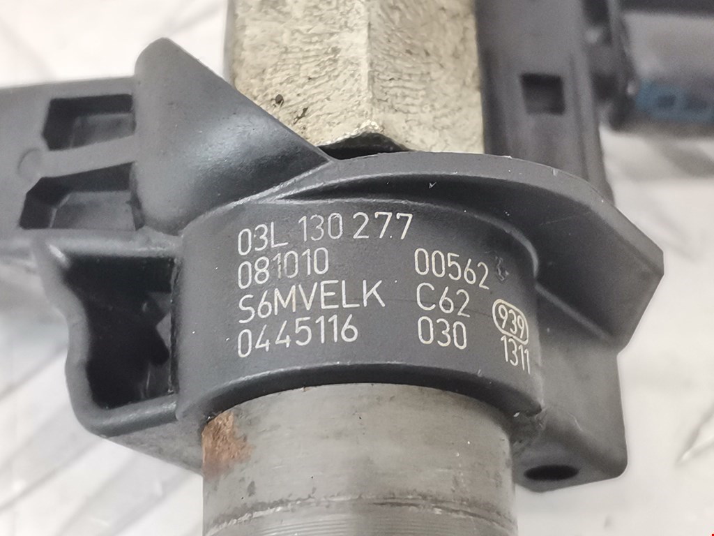 Форсунка дизельная электрическая VOLKSWAGEN Passat B6 2005-2011