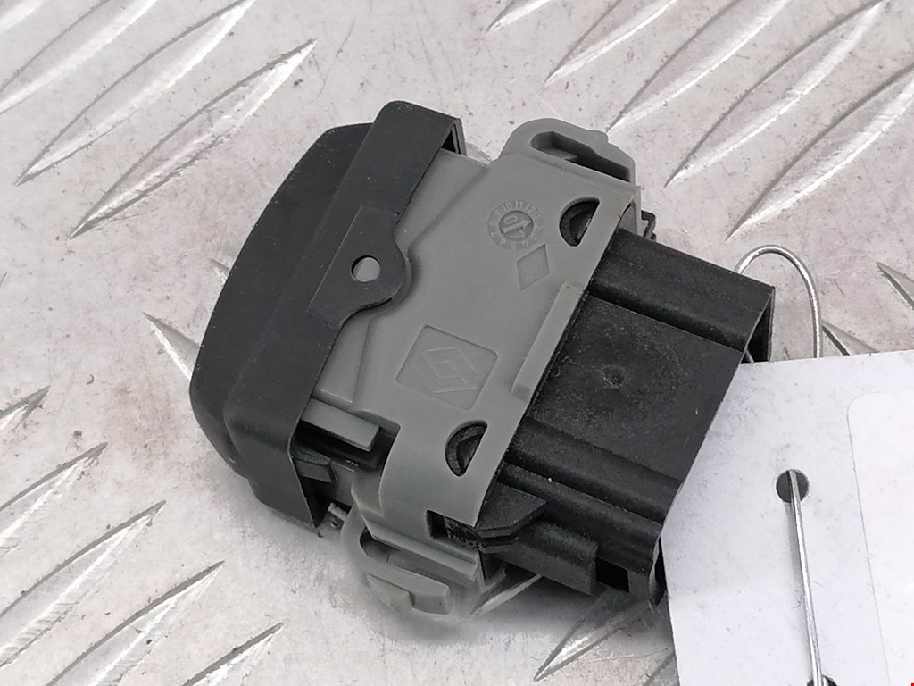 Кнопка антипробуксовочной системы RENAULT Megane II 2002-2009