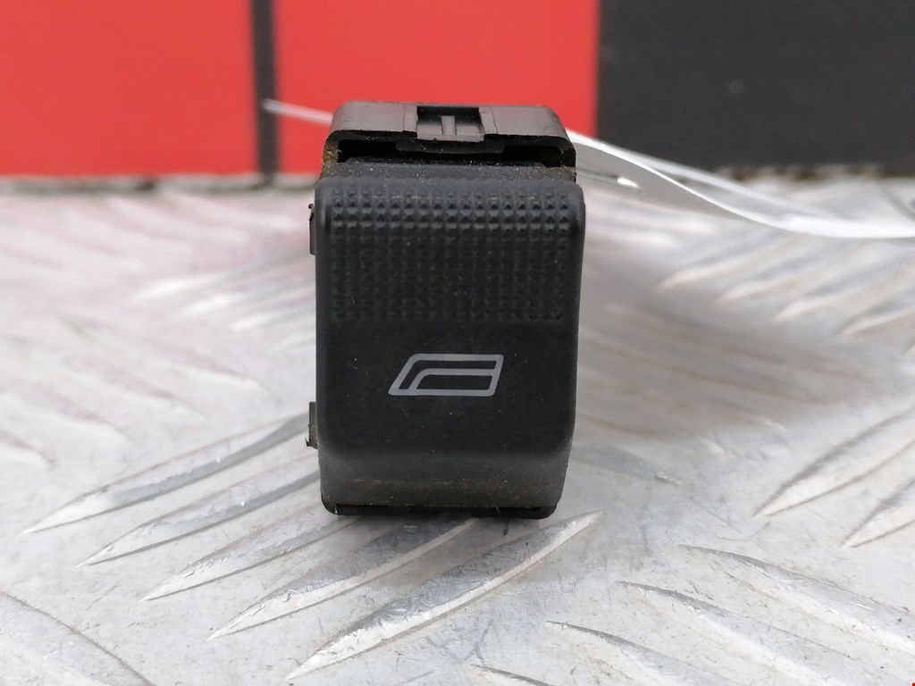 Кнопка стеклоподъемника AUDI A8 D2 1994-2002