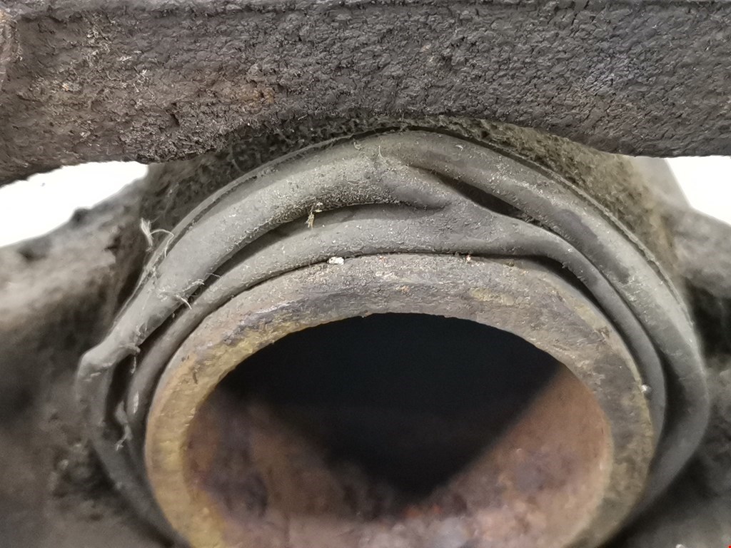 Суппорт передний левый VOLKSWAGEN Passat B5 1997-2005