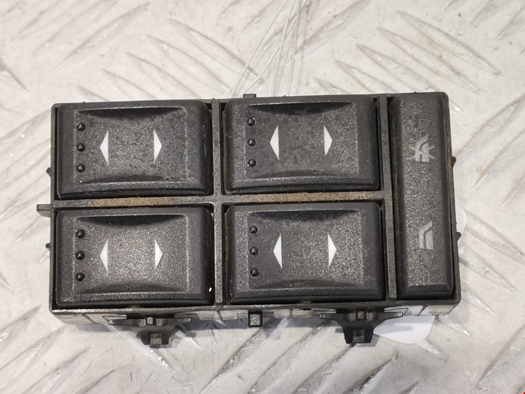 Блок управления стеклоподъемниками FORD Mondeo III 2000-2007