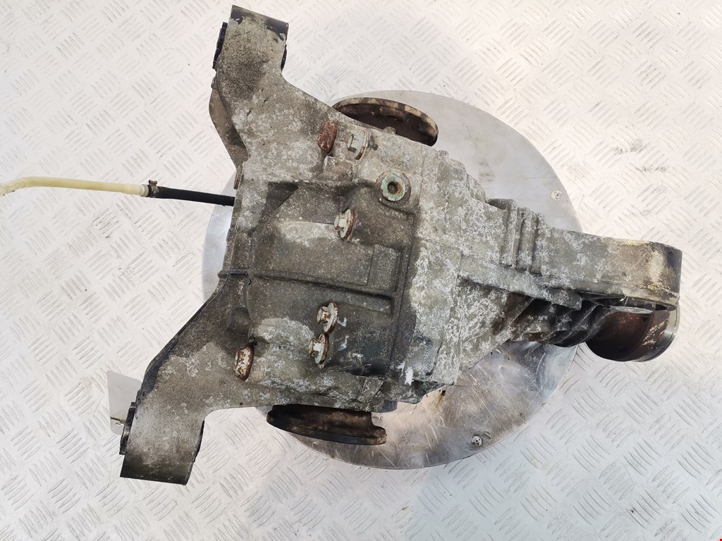 Редуктор заднего моста VOLKSWAGEN Touareg 2002-2010