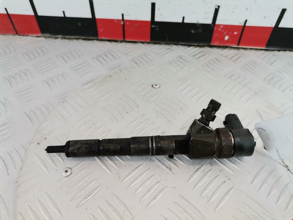 Форсунка дизельная электрическая OPEL Insignia 2008-2017