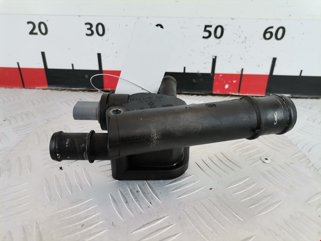 Тройник системы охлаждения VOLKSWAGEN Golf V 2003-2009