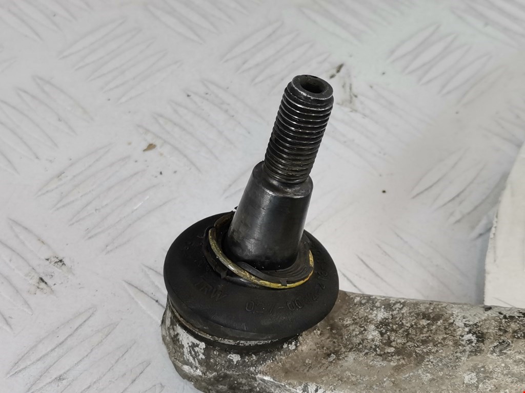 Рычаг передний правый VOLKSWAGEN Passat B5 1997-2005