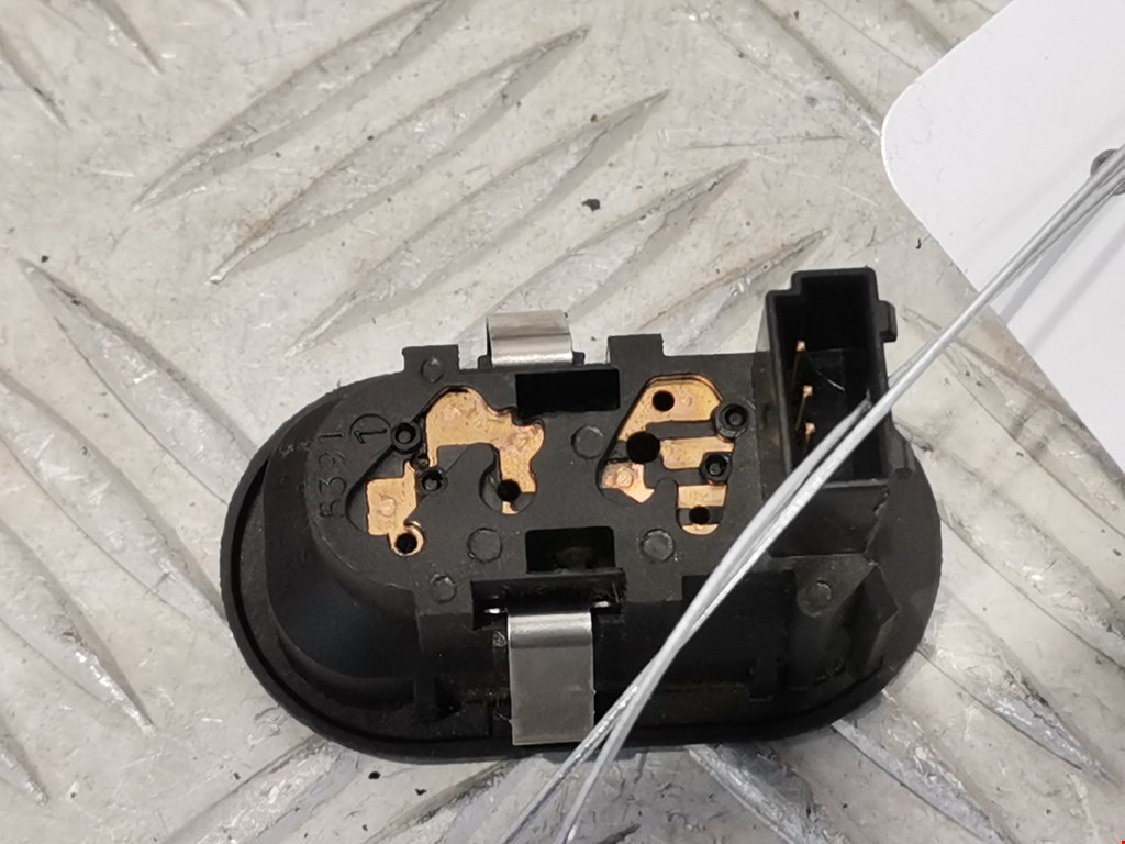 Кнопка стеклоподъемника OPEL Astra G 1998-2005