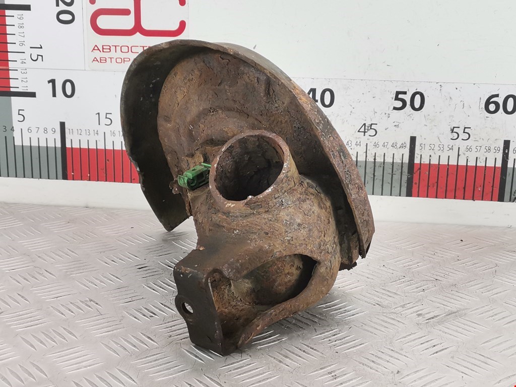 Ступица задняя левая AUDI A6 C5 1997-2004