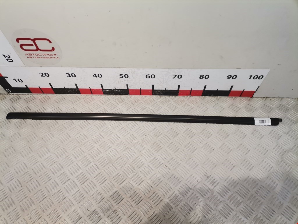 Накладка декоративная (молдинг) стекла двери передней левой Fiat Bravo 1 (182) (1995-2001)