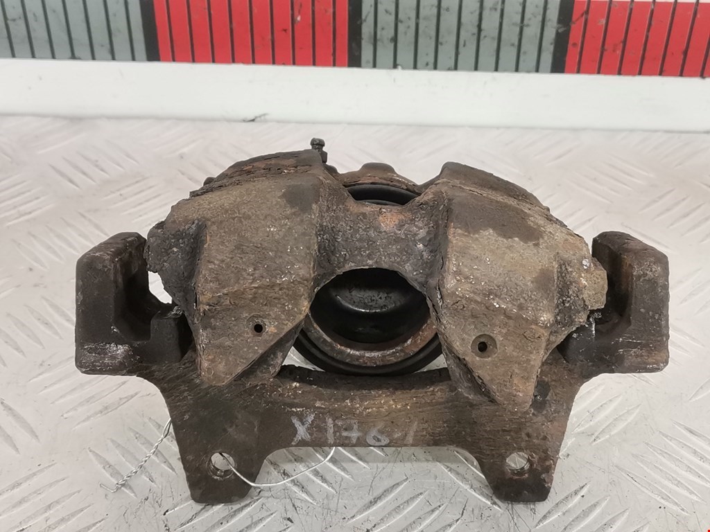 Суппорт передний правый FIAT Punto II (188) 1999-2007