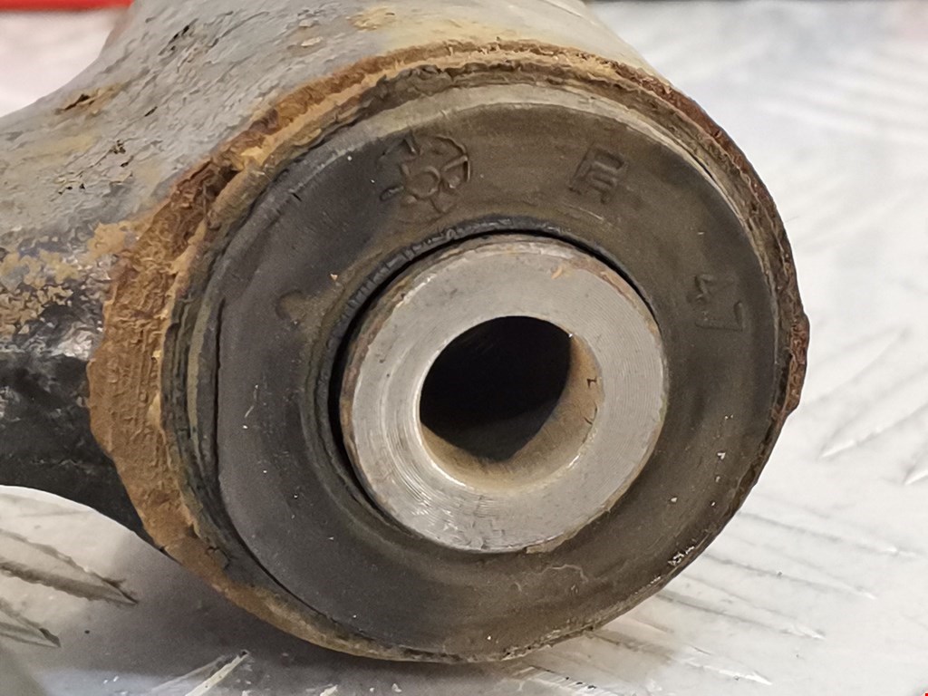 Рычаг передний левый PEUGEOT Partner 1996-2009