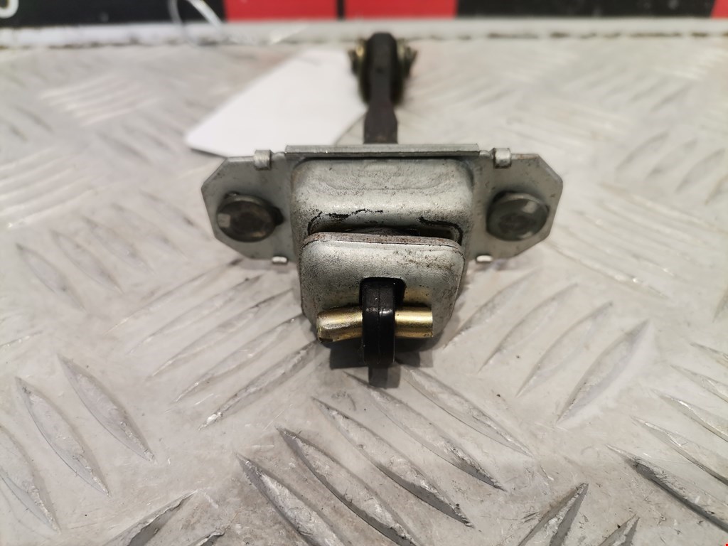 Ограничитель открывания двери SUBARU Legacy 1998-2004