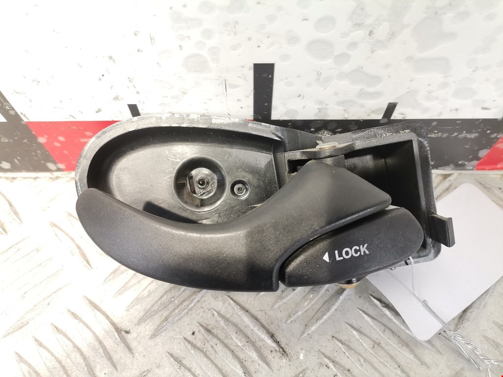 Ручка дверная передняя внутренняя правая FORD Focus I 1998-2005