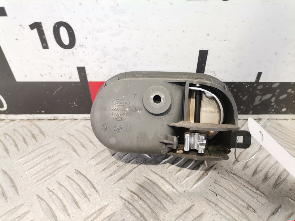 Ручка дверная передняя внутренняя левая FORD Fiesta 2001-2008