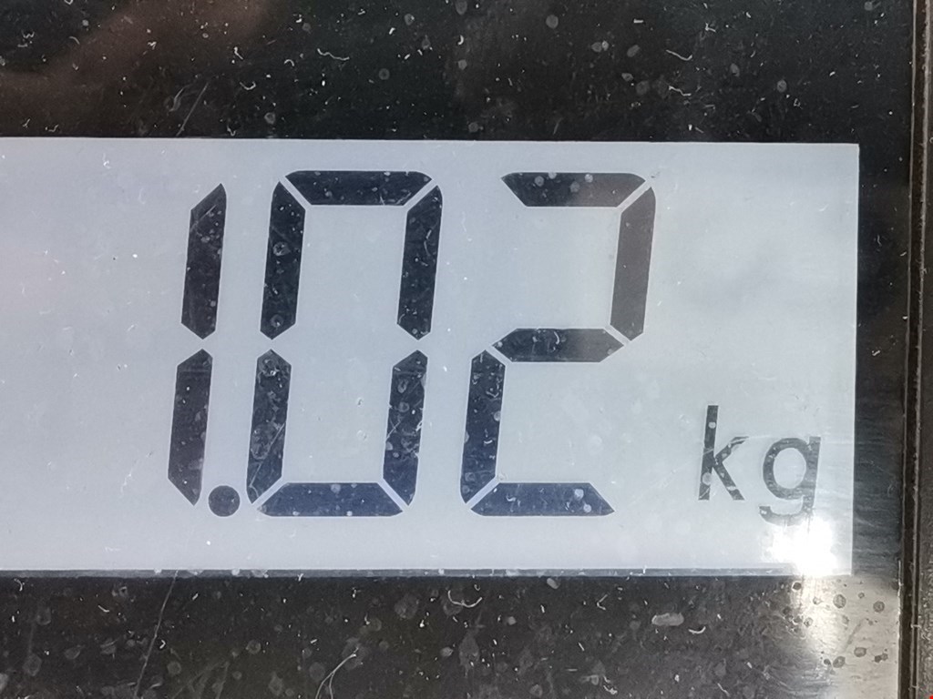 Кронштейн заднего бампера центральный CHRYSLER Voyager IV RG 2001-2007