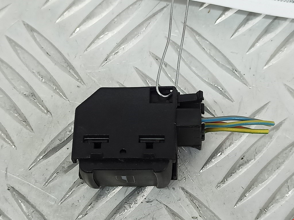 Кнопка стеклоподъемника SKODA Octavia A4 1U- 1997-2010