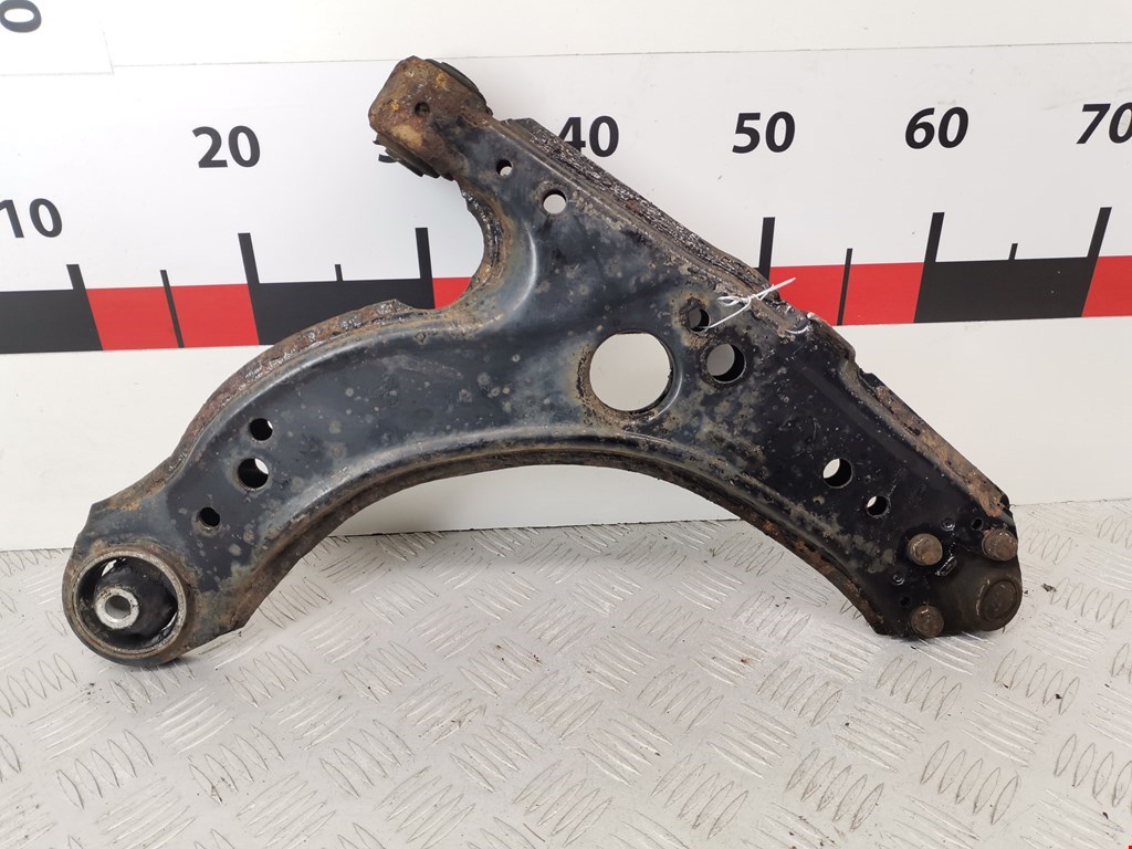 Рычаг передний левый VOLKSWAGEN Golf IV 1997-2003