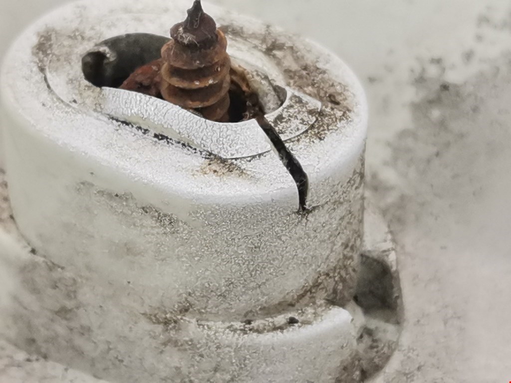 Решетка радиатора RENAULT Master 1980-1998