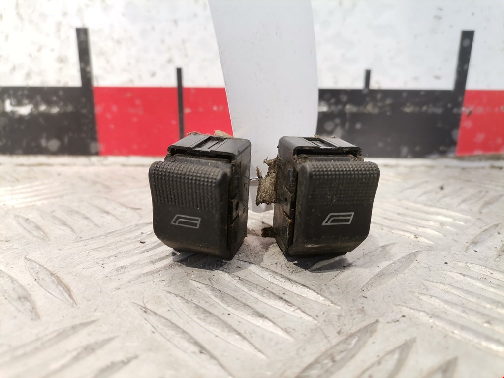 Блок управления стеклоподъемниками AUDI A4 B5 1995-2001