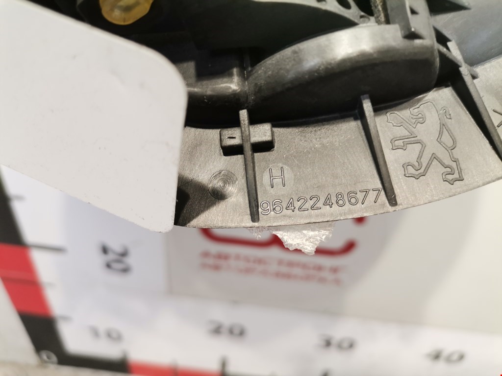 Ручка дверная задняя внутренняя правая PEUGEOT 406 1995-1999