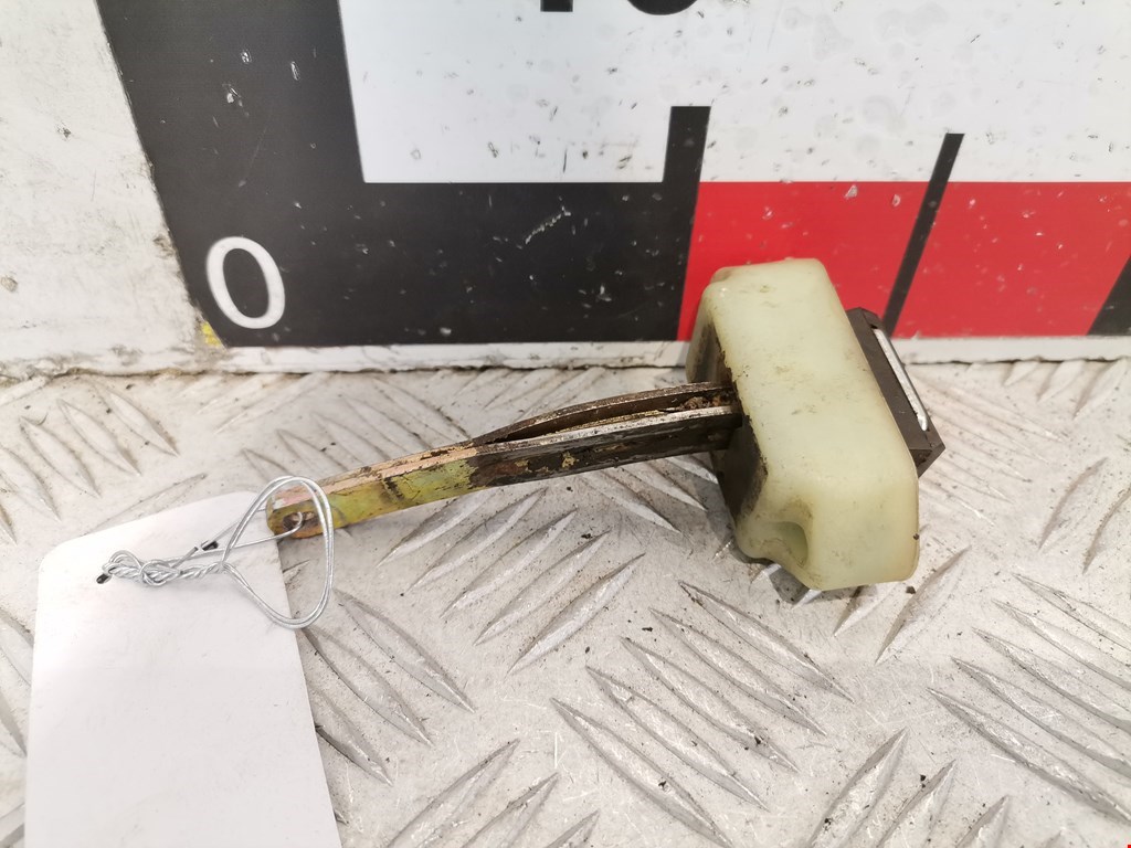 Ограничитель открывания двери SUZUKI Swift 1989-2003