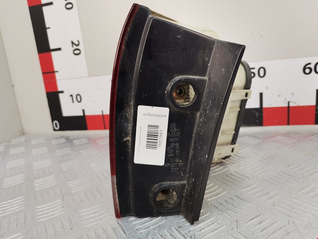 Фонарь задний левый VOLKSWAGEN Touareg 2002-2010