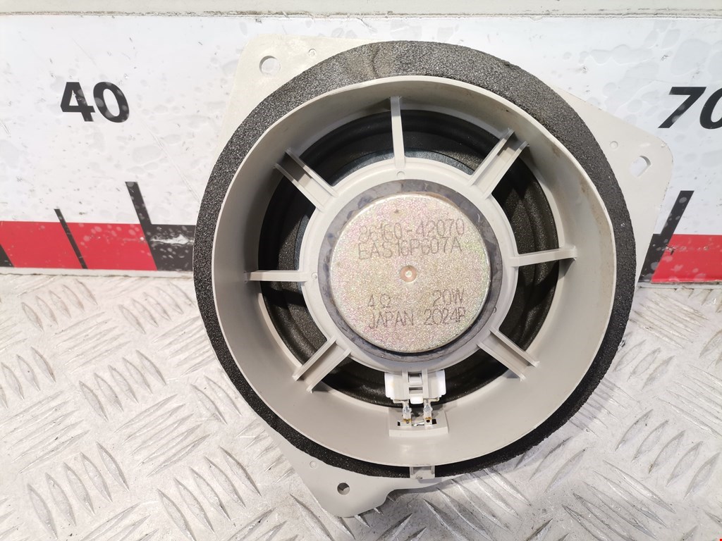 Динамик TOYOTA RAV 4 XA20 2000-2005