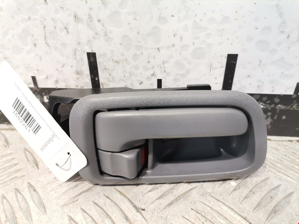 Ручка дверная задняя внутренняя правая TOYOTA RAV 4 XA20 2000-2005