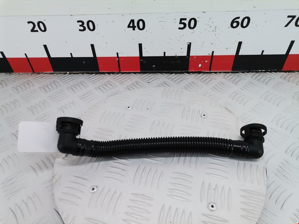 Патрубок вентиляции картерных газов Skoda Fabia 1 (1999-2007)