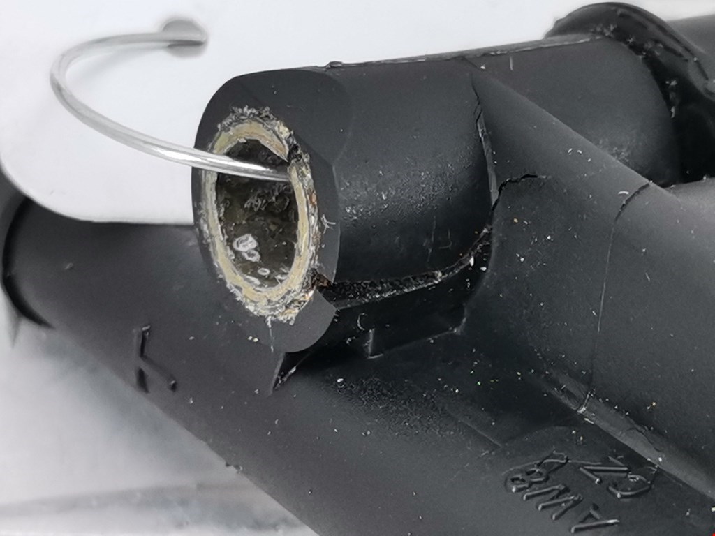 Клапан рециркуляции выхлопных газов (ЕГР) SKODA Fabia MK1 1999-2006