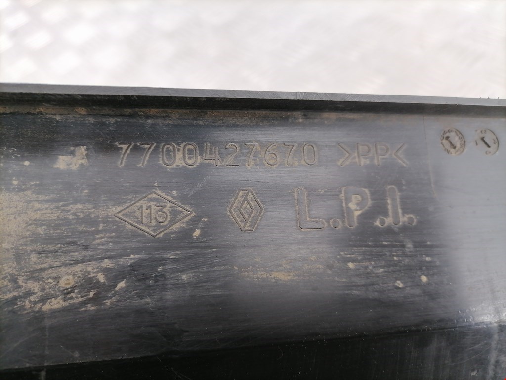 Диффузор (кожух) вентилятора RENAULT Megane I 1996-2002