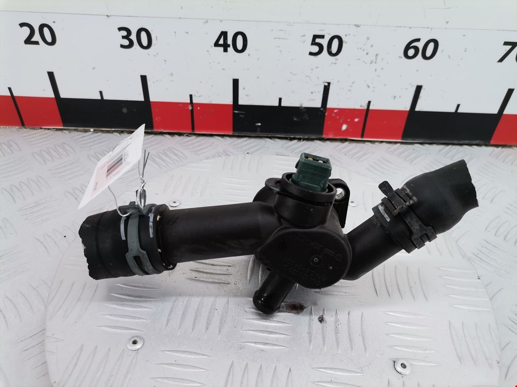 Тройник системы охлаждения VOLKSWAGEN Golf IV 1997-2003