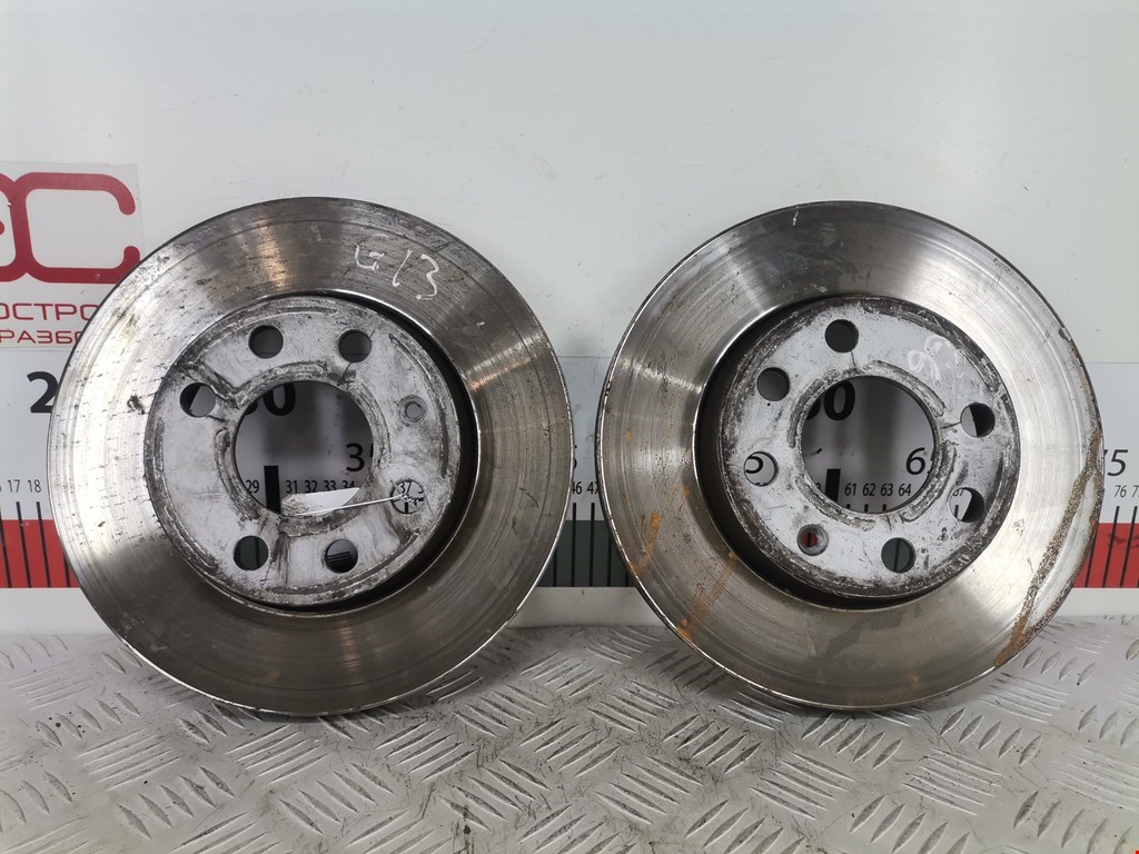 Диск тормозной передний Opel Corsa C (2000-2006)