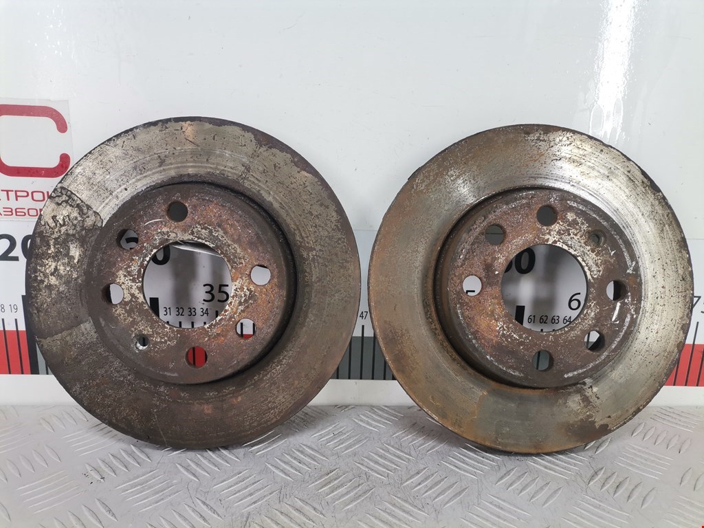 Диск тормозной передний Opel Corsa C (2000-2006)