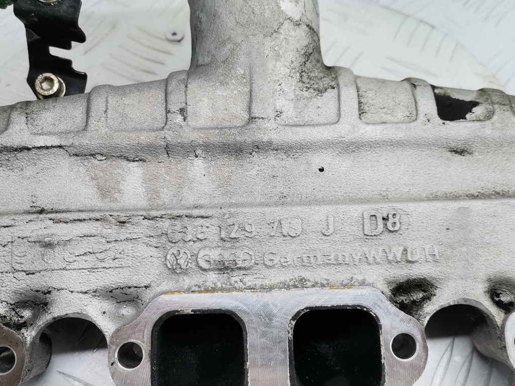 Коллектор впускной VOLKSWAGEN Bora 1998-2005