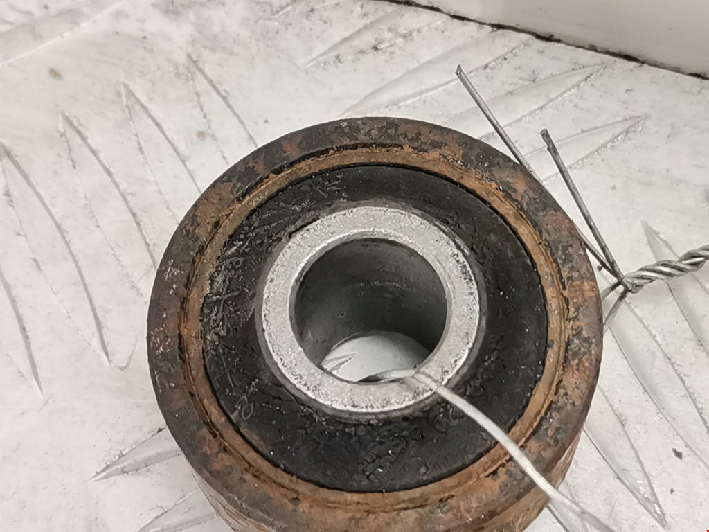 Стабилизатор передний (поперечной устойчивости подвески) SSANG YONG Rexton 2002-2008