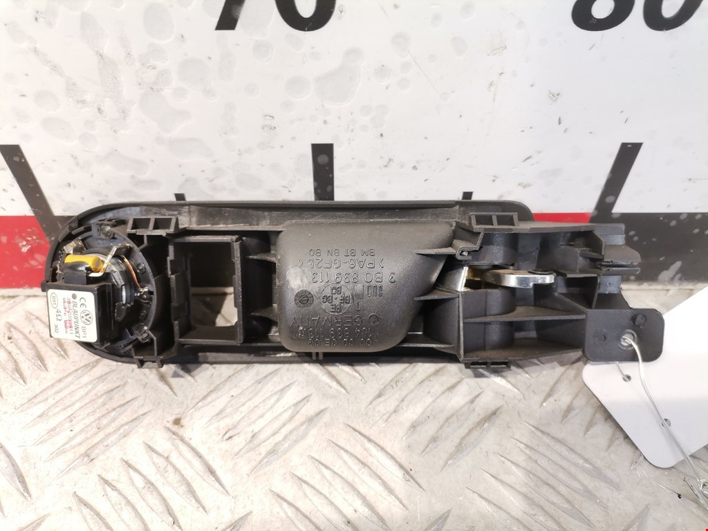 Ручка дверная задняя внутренняя левая VOLKSWAGEN Passat B5 1997-2005
