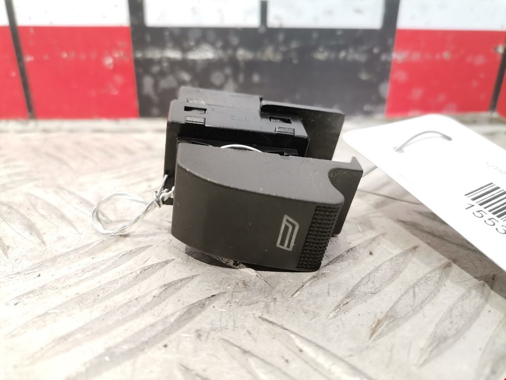 Кнопка стеклоподъемника AUDI A3 8L 1996-2003