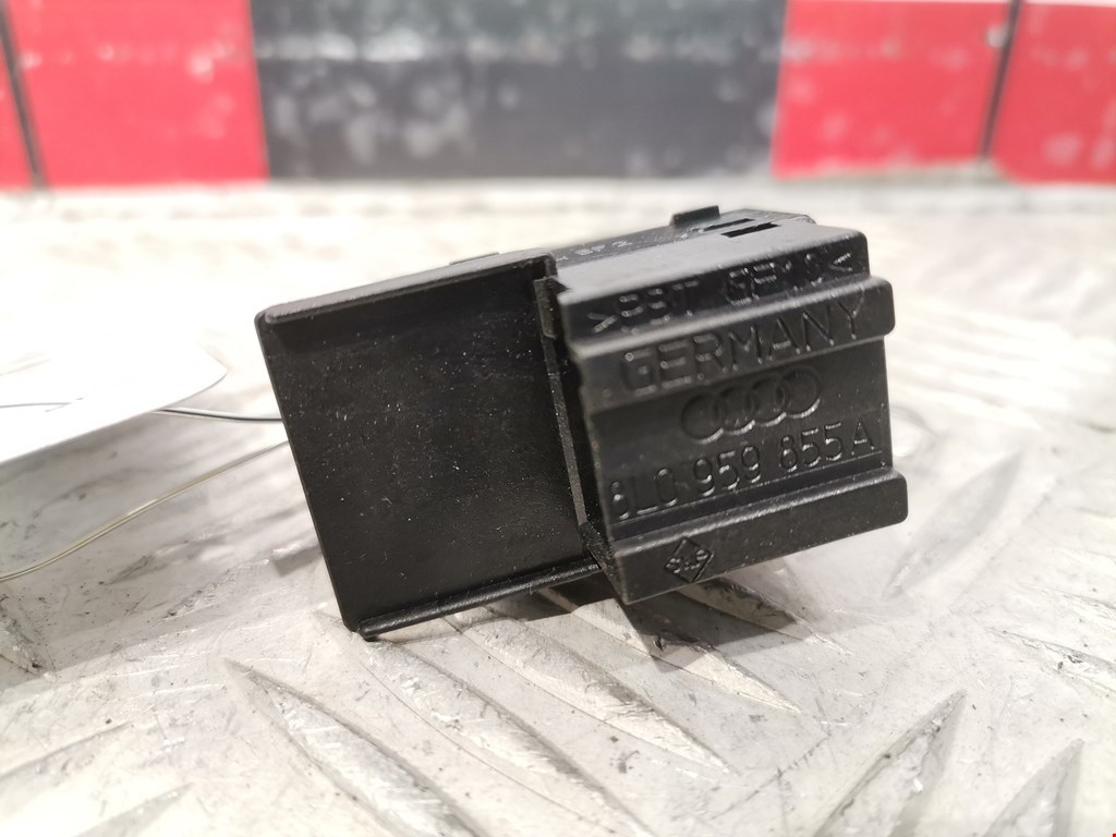 Кнопка стеклоподъемника AUDI A3 8L 1996-2003