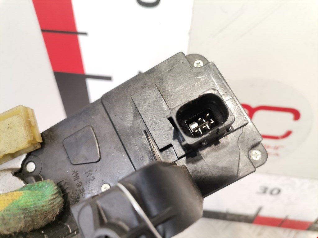 Замок двери задней правой OPEL Signum 2003-2008