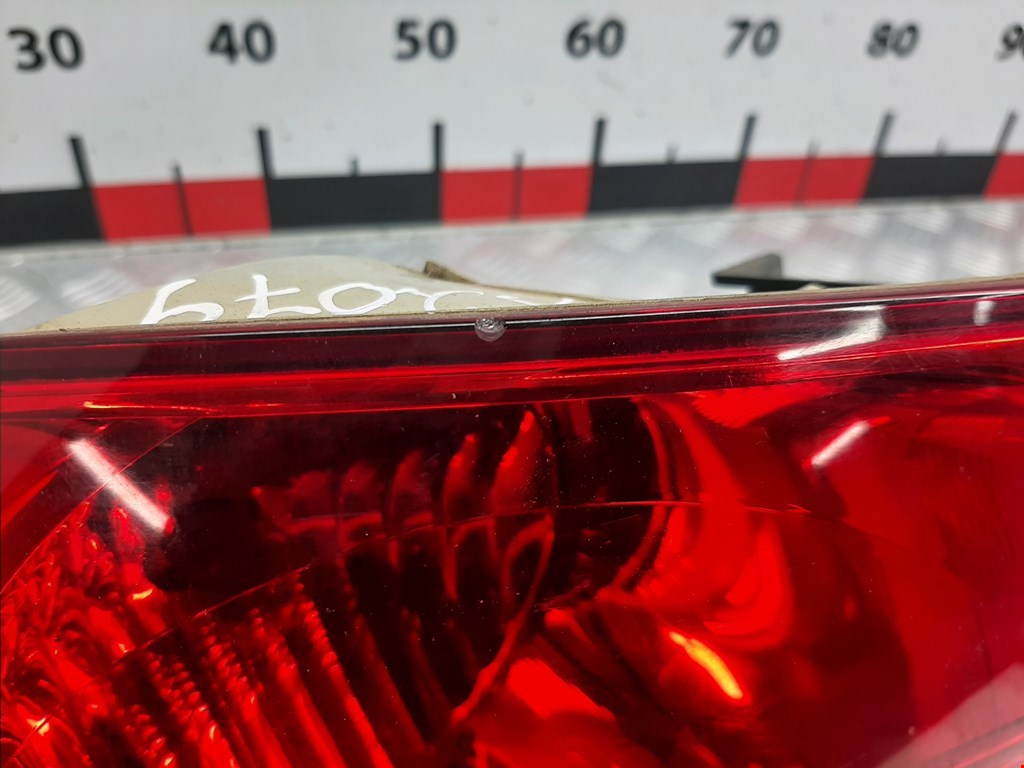 Фонарь задний левый VOLKSWAGEN Touareg 2002-2010