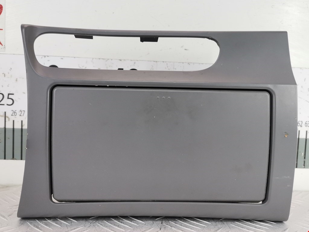 Подстаканник MAZDA Mazda 6 GG 2000-2007