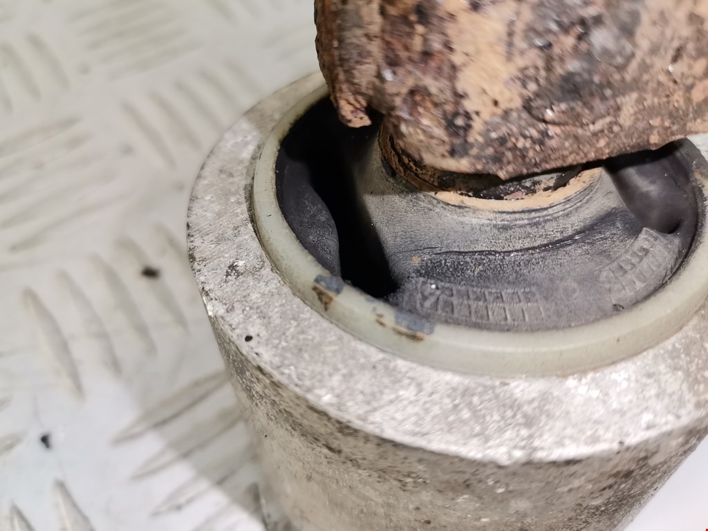 Рычаг передний правый FORD Fusion 2002-2012