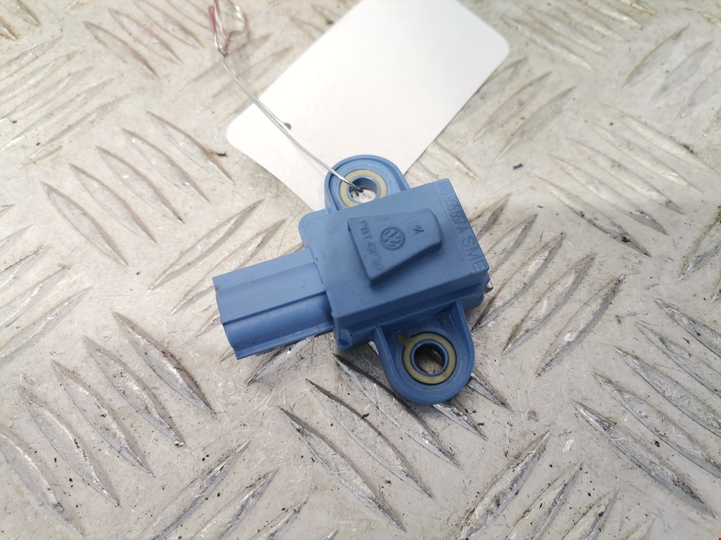 Датчик AIR BAG (подушек безопасности) VOLKSWAGEN Golf V 2003-2009