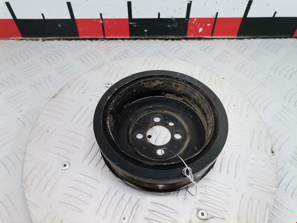 Шестерня коленвала (шкив) VOLKSWAGEN Passat B6 2005-2011