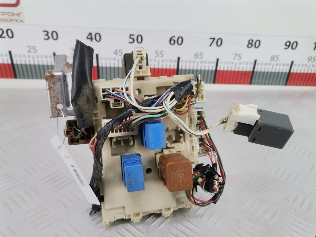 Датчик уровня в бачок омывателя NISSAN Primera P12 2002-2008