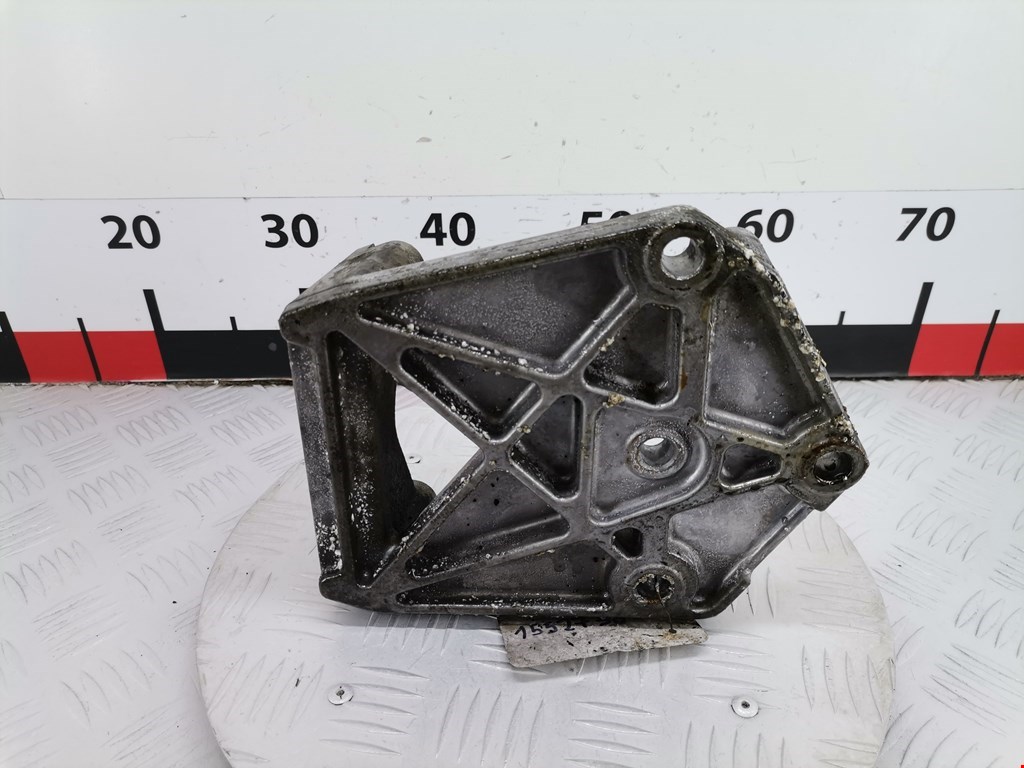 Кронштейн кондиционера CHRYSLER Voyager III GS 1995-2000