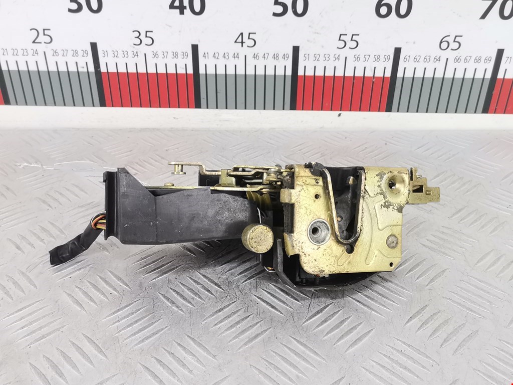 Замок двери передней правой VOLVO 850 R 1991-1997