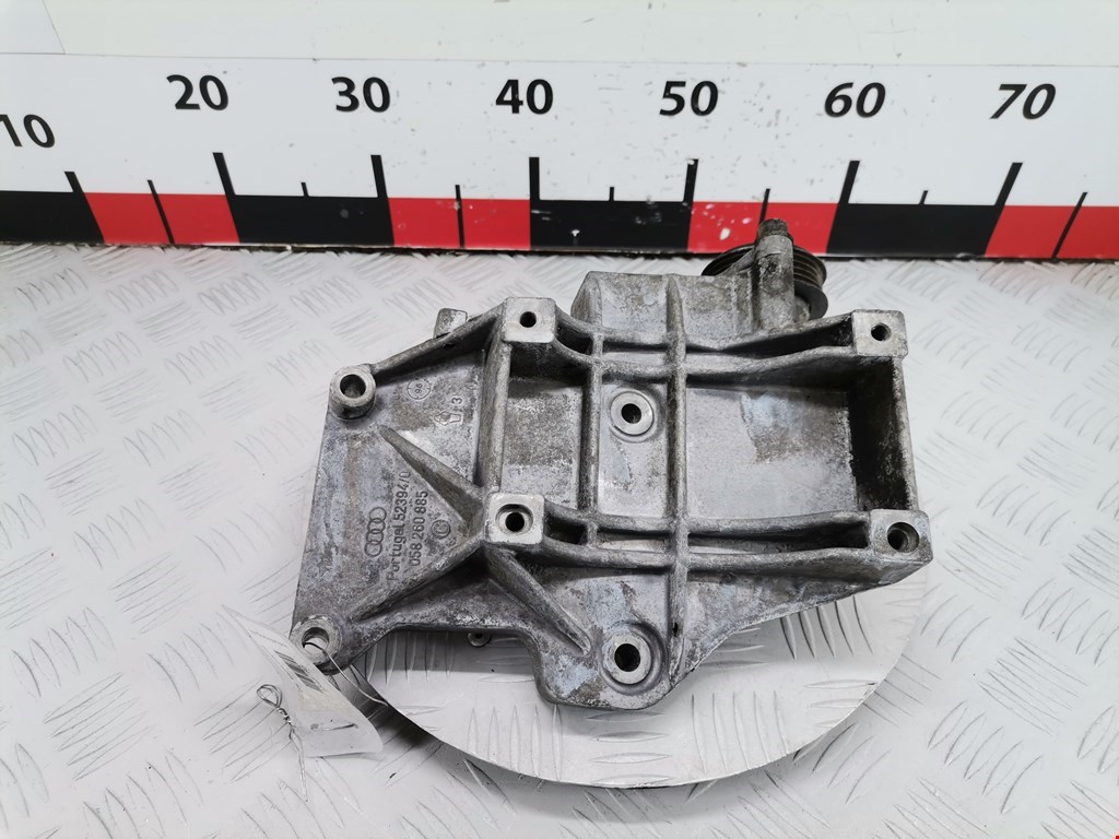 Кронштейн кондиционера AUDI A4 B5 1995-2001