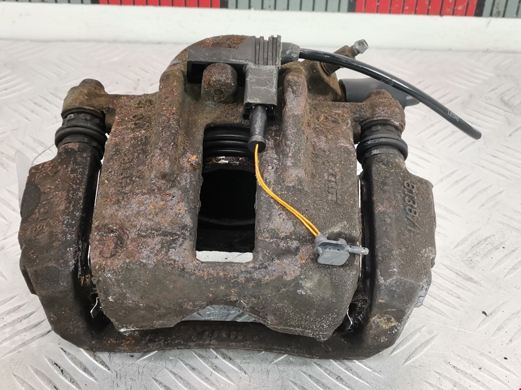 Суппорт передний правый MERCEDES-BENZ Vaneo 2001-2005