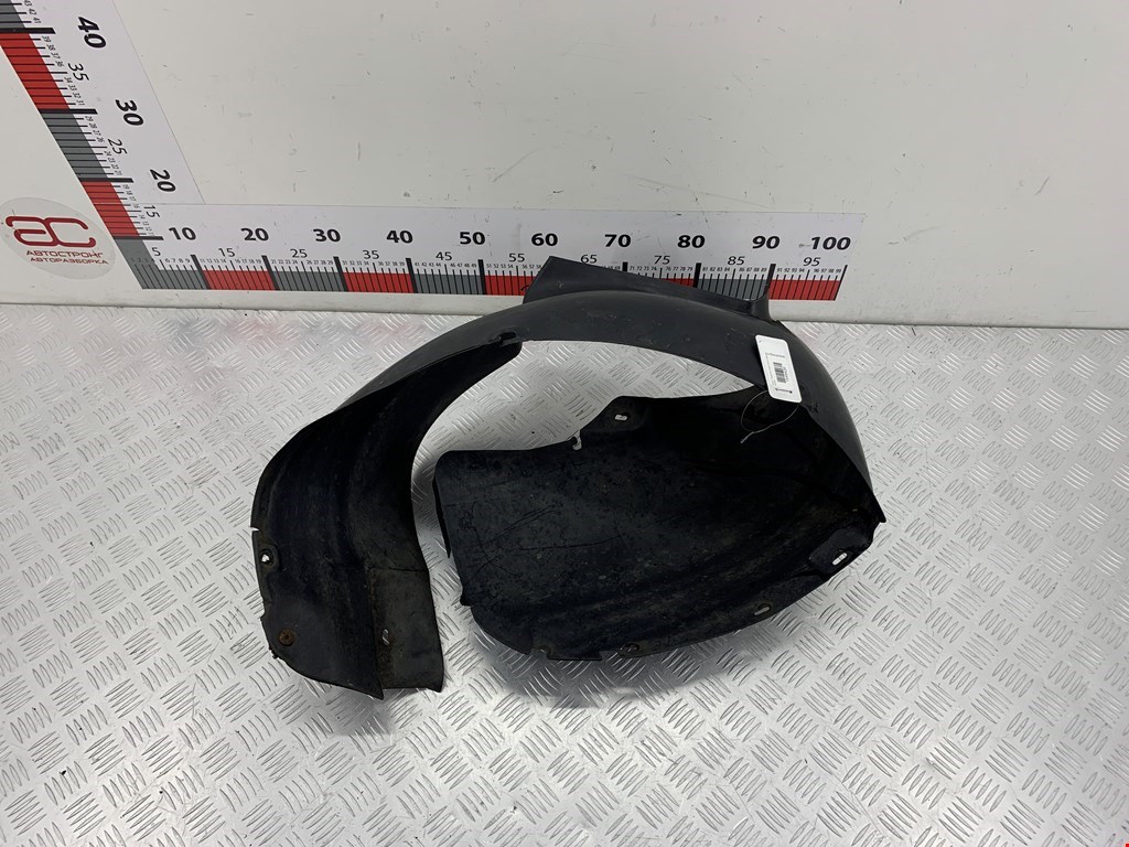 Локер (подкрылок) передний правый VOLKSWAGEN Golf IV 1997-2003